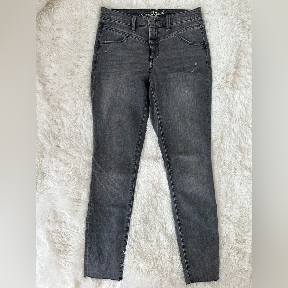 Universal Thread Gray High Rise Skinny Distressed Denim Jeans Size 6/28R